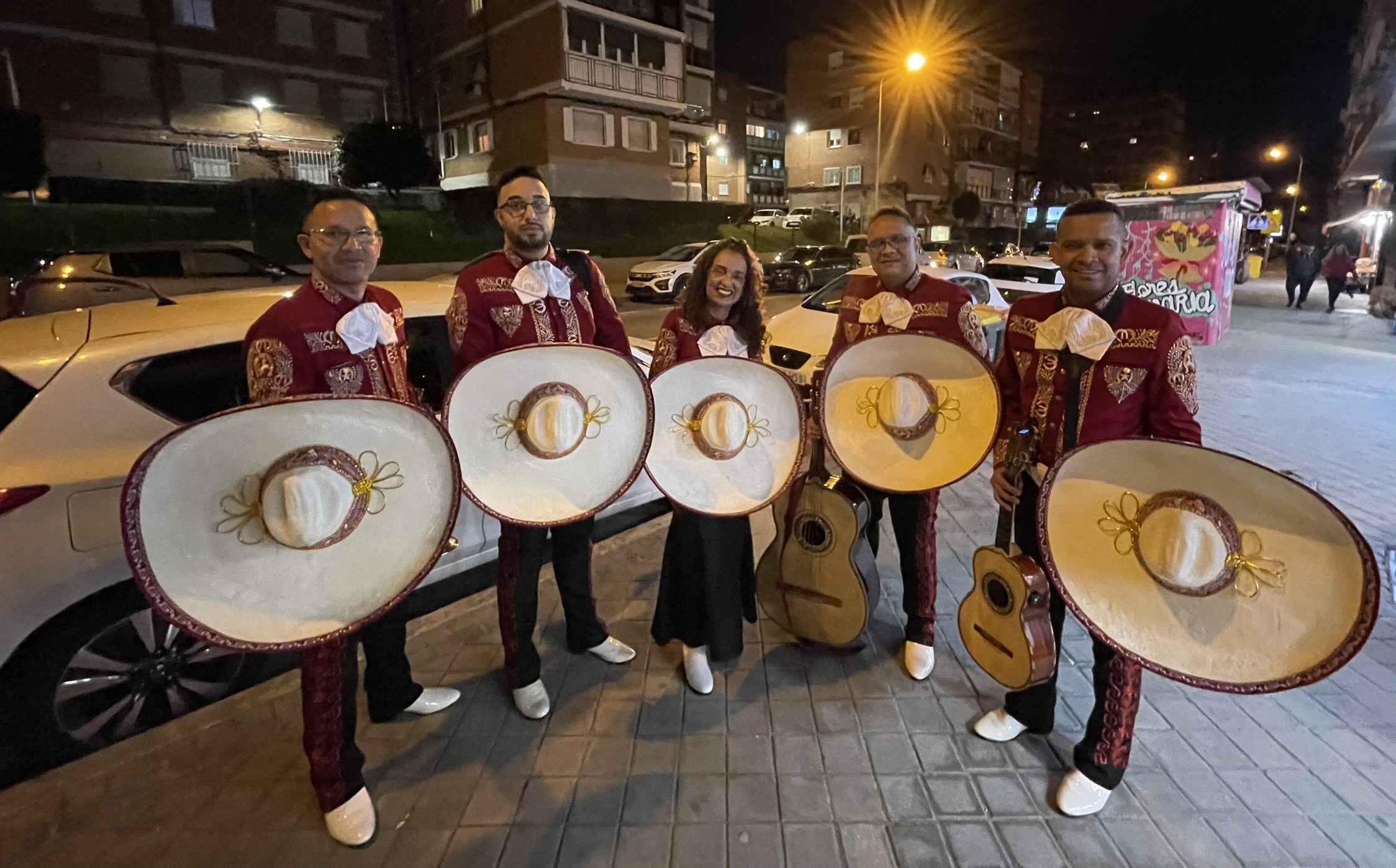 mariachis en cumpleaños